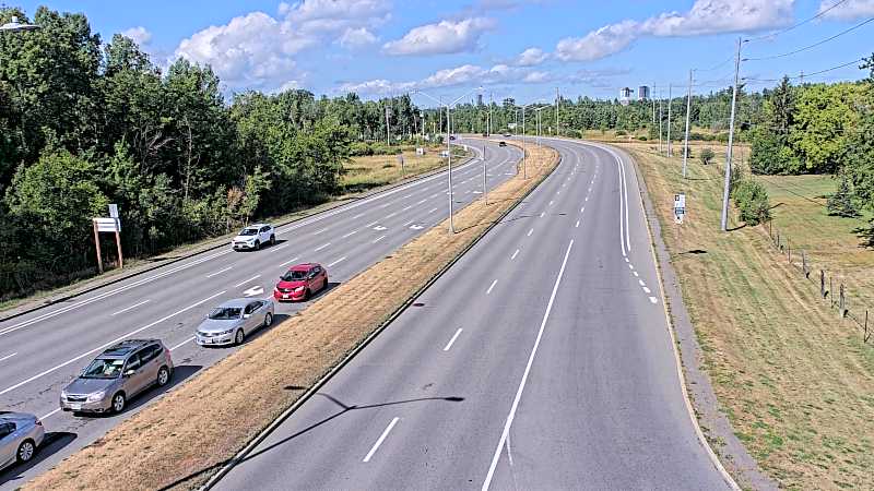 Traffic camera image at 2025-08-24 14:20:49