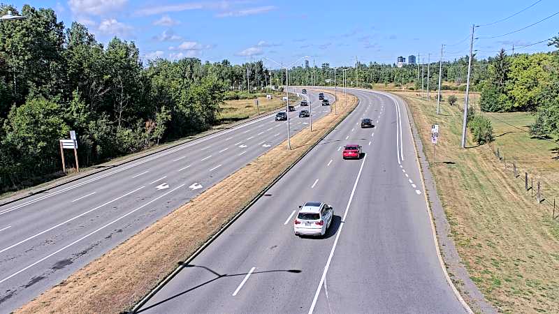 Traffic camera image at 2025-08-24 14:45:52