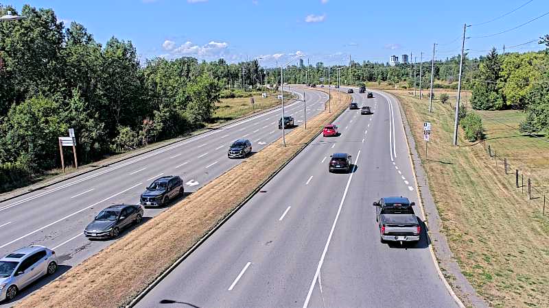Traffic camera image at 2025-08-24 15:50:52
