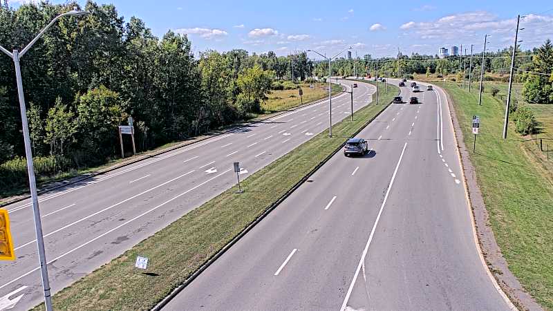 Traffic camera image at 2025-09-14 17:20:52