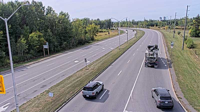 Traffic camera image at 2025-09-17 18:10:52