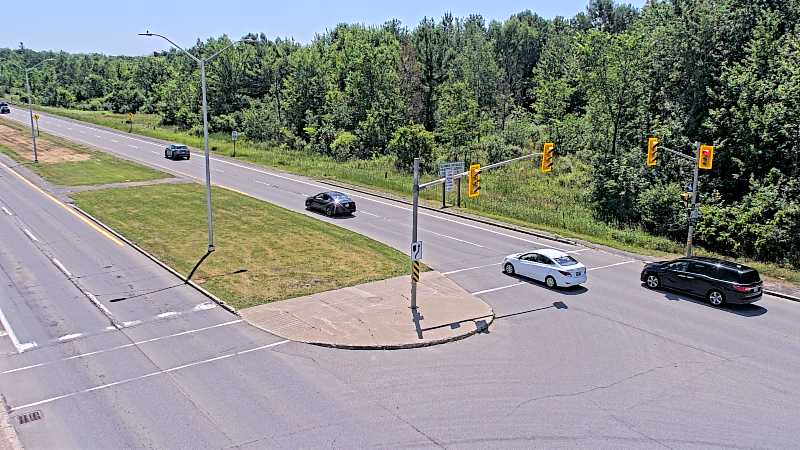 Traffic camera image at 2025-06-30 15:37:30