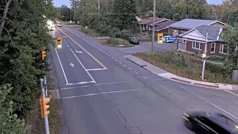 Traffic camera image at 2025-08-25 00:10:50