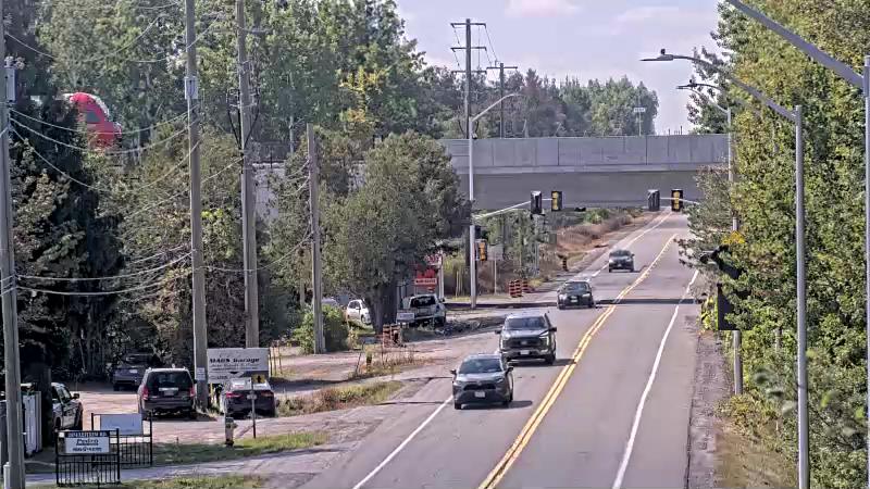 Traffic camera image at 2025-09-14 17:40:46