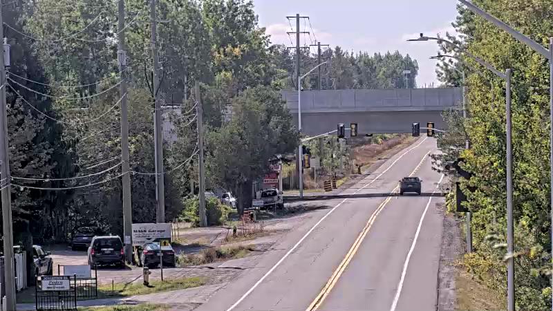 Traffic camera image at 2025-09-14 18:35:48