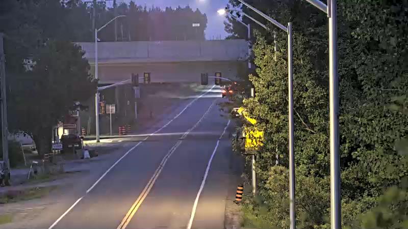 Traffic camera image at 2025-07-31 01:00:48