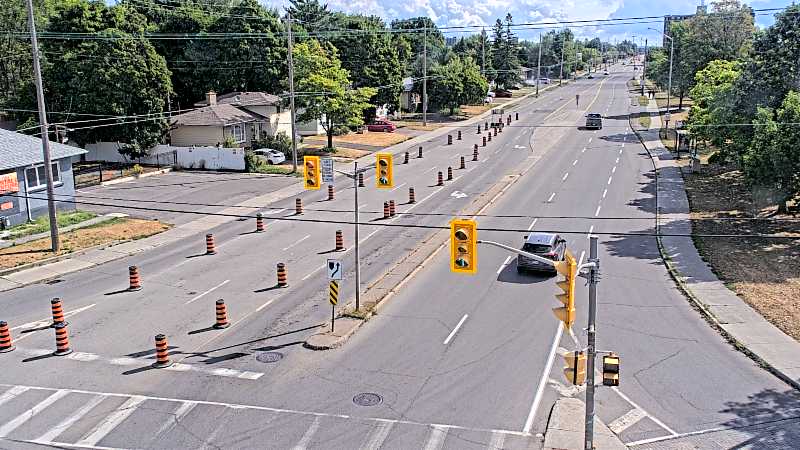Traffic camera image at 2025-08-24 14:20:51