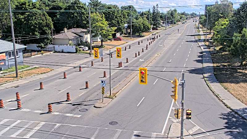 Traffic camera image at 2025-08-24 15:05:48