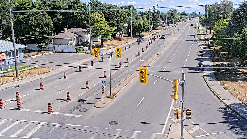 Traffic camera image at 2025-08-24 15:40:52