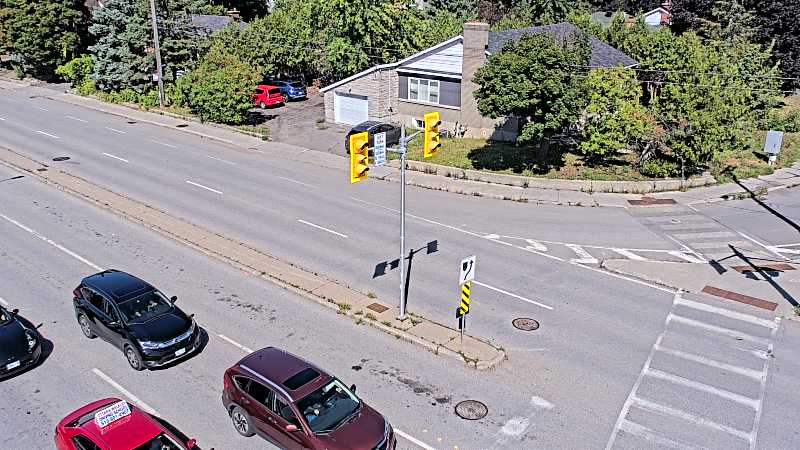 Traffic camera image at 2025-08-31 15:10:52