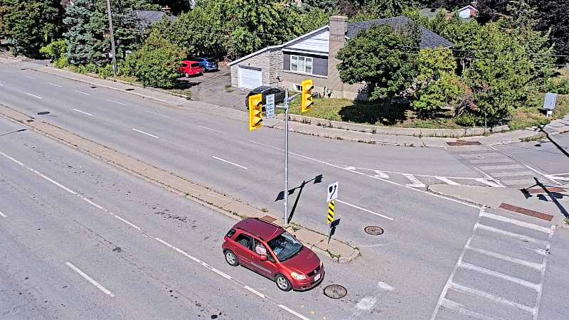 Traffic camera image at 2025-08-31 15:30:56