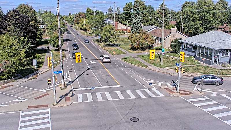 Traffic camera image at 2025-09-14 17:40:46