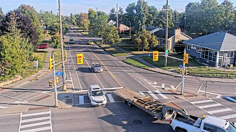 Traffic camera image at 2025-09-18 12:30:54