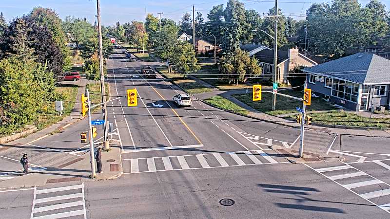 Traffic camera image at 2025-09-18 12:35:49
