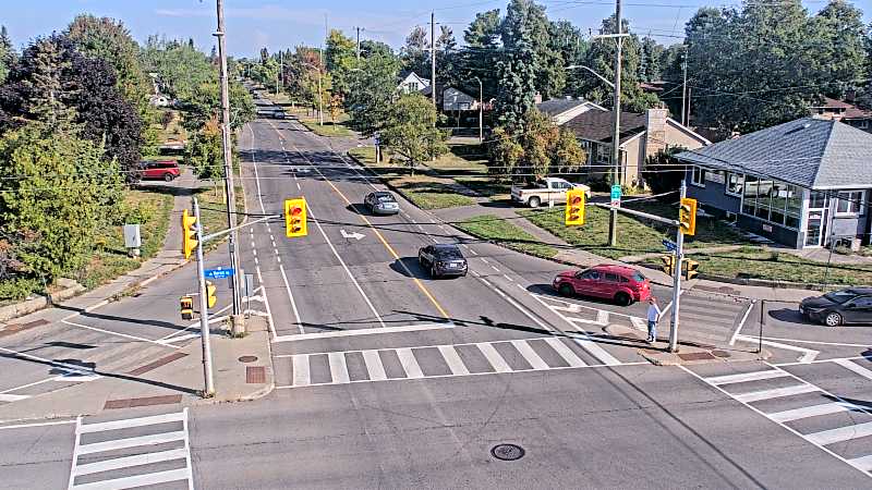 Traffic camera image at 2025-09-18 13:41:08