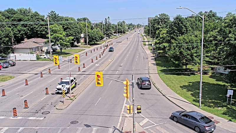 Traffic camera image at 2025-06-30 18:25:53