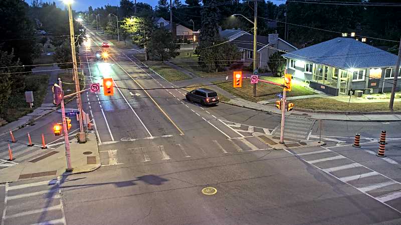 Traffic camera image at 2025-07-31 01:00:49