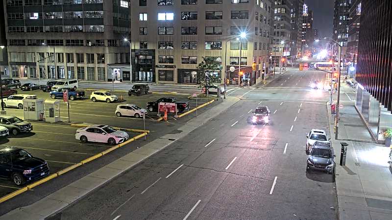 Traffic camera image at 2025-08-04 02:20:47