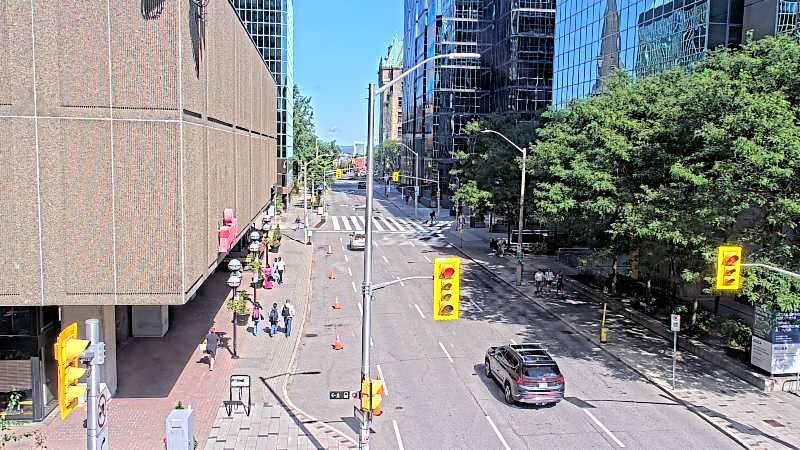 Traffic camera image at 2025-08-24 14:50:41