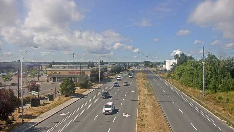 Traffic camera image at 2025-08-24 15:00:53