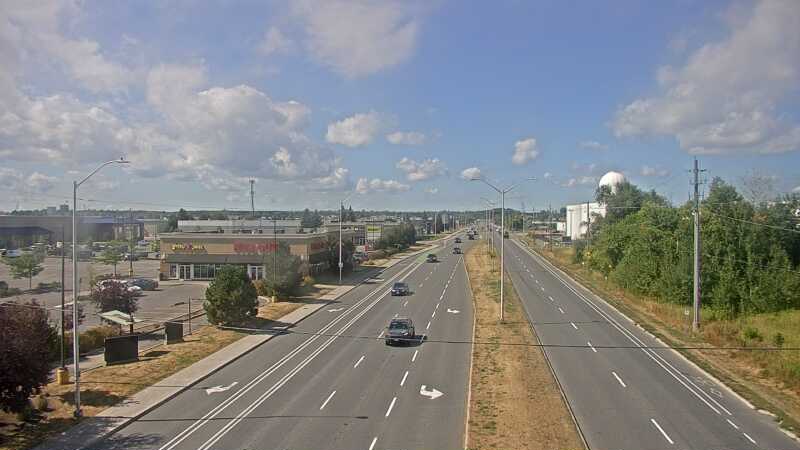 Traffic camera image at 2025-08-24 15:10:46