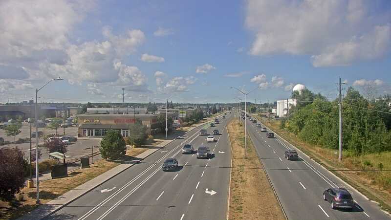 Traffic camera image at 2025-08-24 15:20:52
