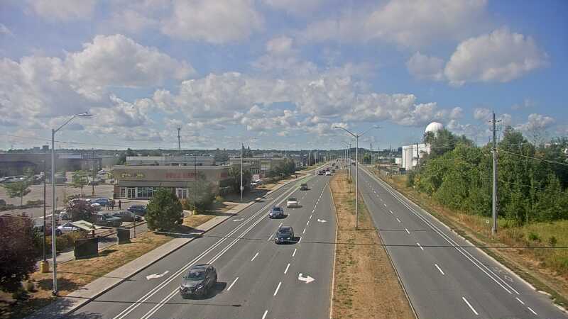 Traffic camera image at 2025-08-24 15:40:53