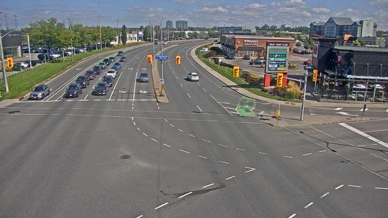 Traffic camera image at 2025-09-14 17:15:55