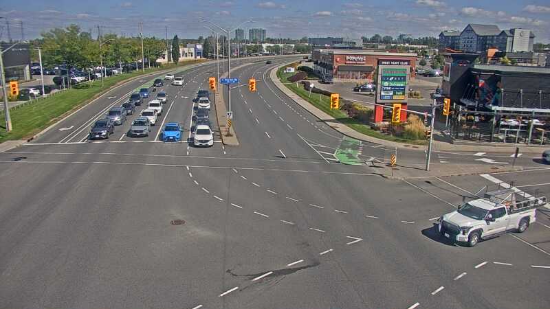 Traffic camera image at 2025-09-14 17:35:52