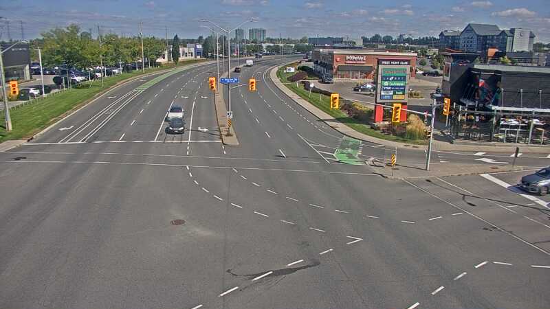 Traffic camera image at 2025-09-14 17:40:48