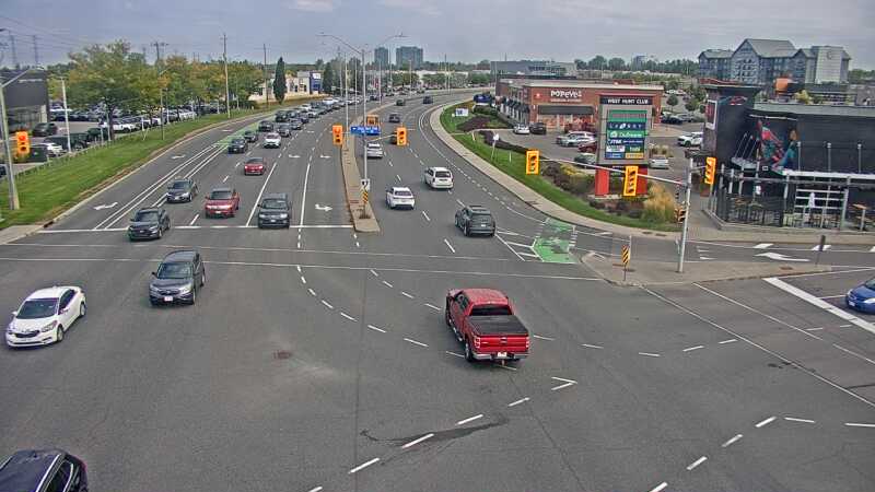 Traffic camera image at 2025-09-18 17:20:45