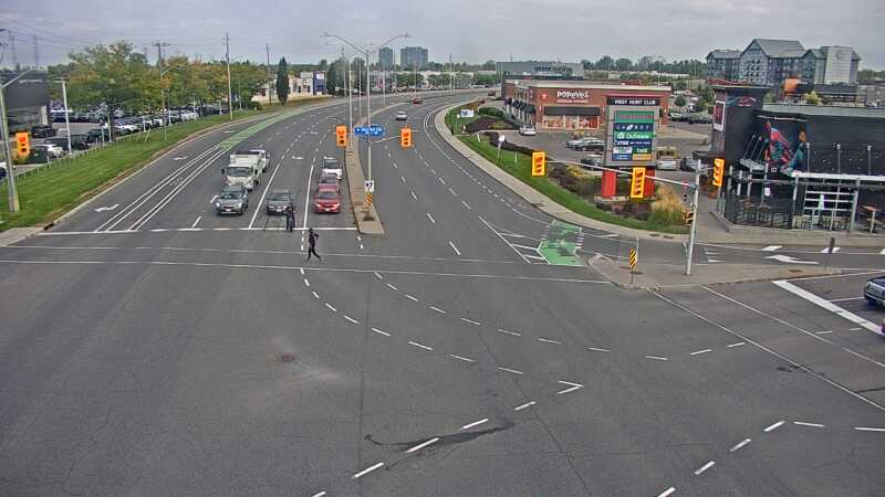 Traffic camera image at 2025-09-18 18:05:53