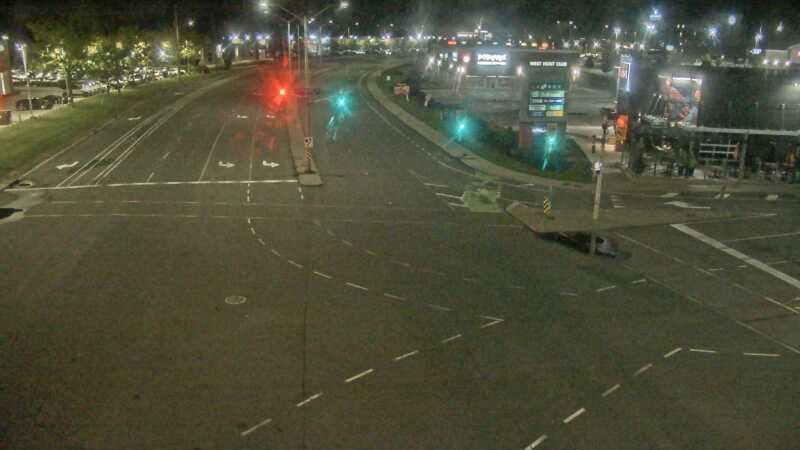 Traffic camera image at 2024-10-16 07:40:39