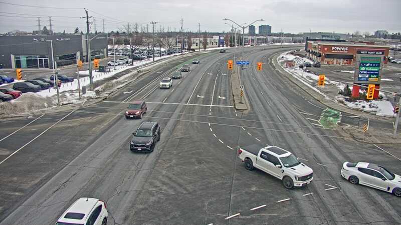 Traffic camera image at 2025-03-09 14:10:44