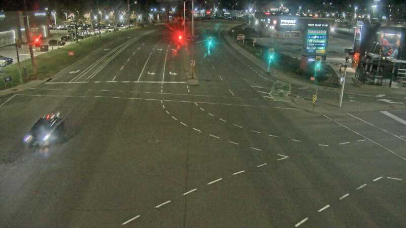 Traffic camera image at 2025-04-25 08:00:29