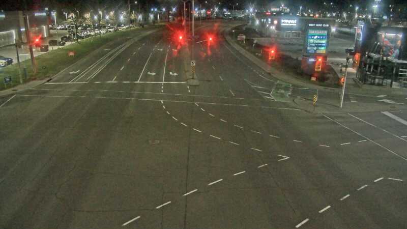 Traffic camera image at 2025-04-25 08:36:25