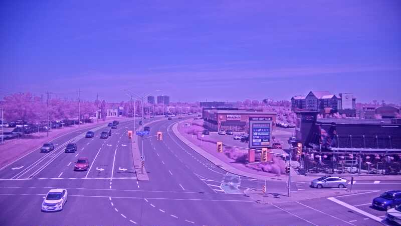 Traffic camera image at 2025-06-30 17:40:53
