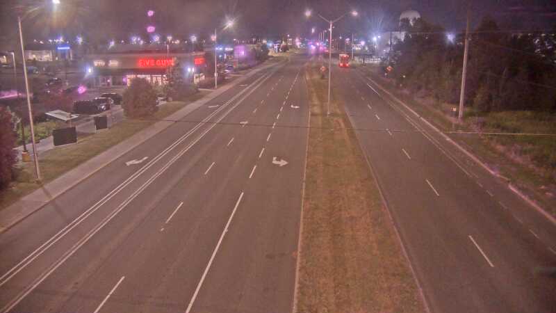 Traffic camera image at 2025-07-06 01:45:47
