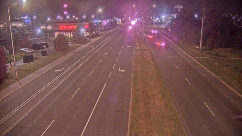 Traffic camera image at 2025-07-06 02:15:52