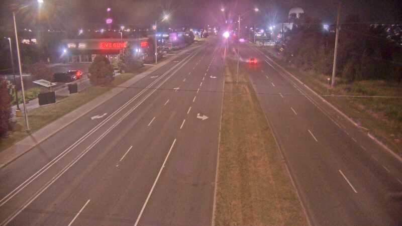 Traffic camera image at 2025-07-06 03:00:40