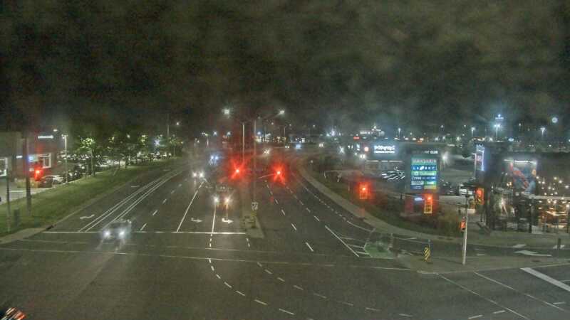 Traffic camera image at 2025-07-31 02:10:44