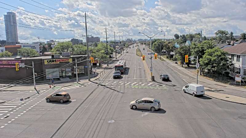 Traffic camera image at 2025-08-24 14:35:52