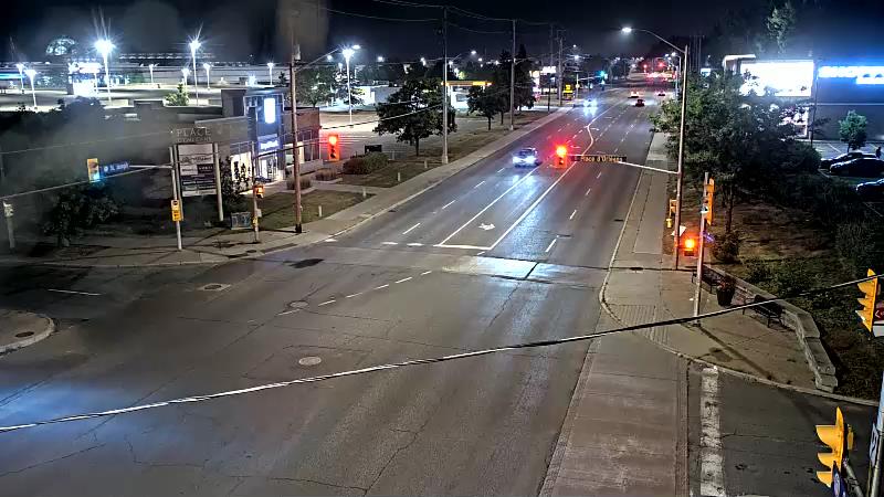 Traffic camera image at 2025-08-04 01:40:48