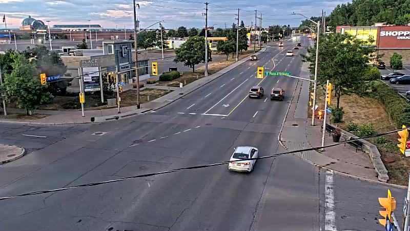 Traffic camera image at 2025-08-25 00:00:52
