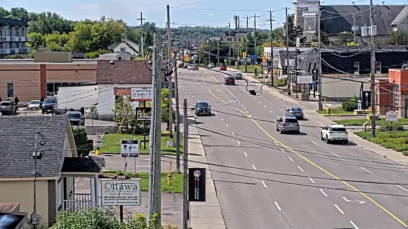 Traffic camera image at 2025-09-06 17:05:55