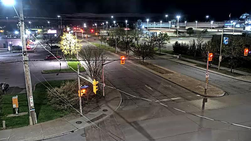 Traffic camera image at 2025-05-09 01:25:35