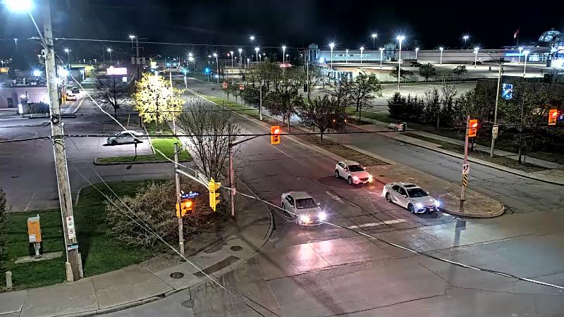 Traffic camera image at 2025-05-09 01:50:34