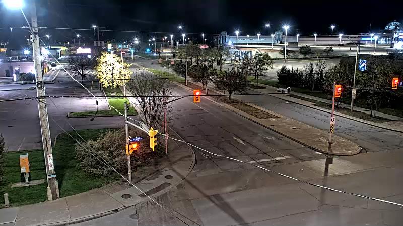 Traffic camera image at 2025-05-09 02:25:34