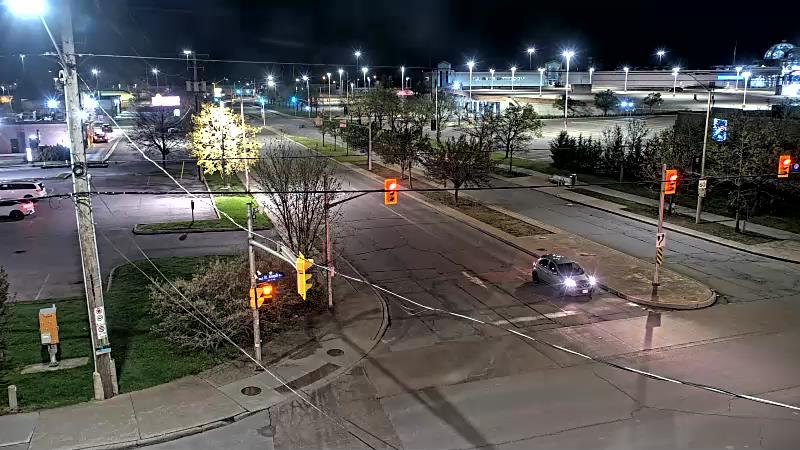 Traffic camera image at 2025-05-09 02:50:41
