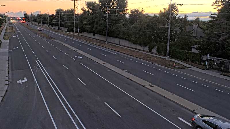 Traffic camera image at 2025-08-25 00:00:53
